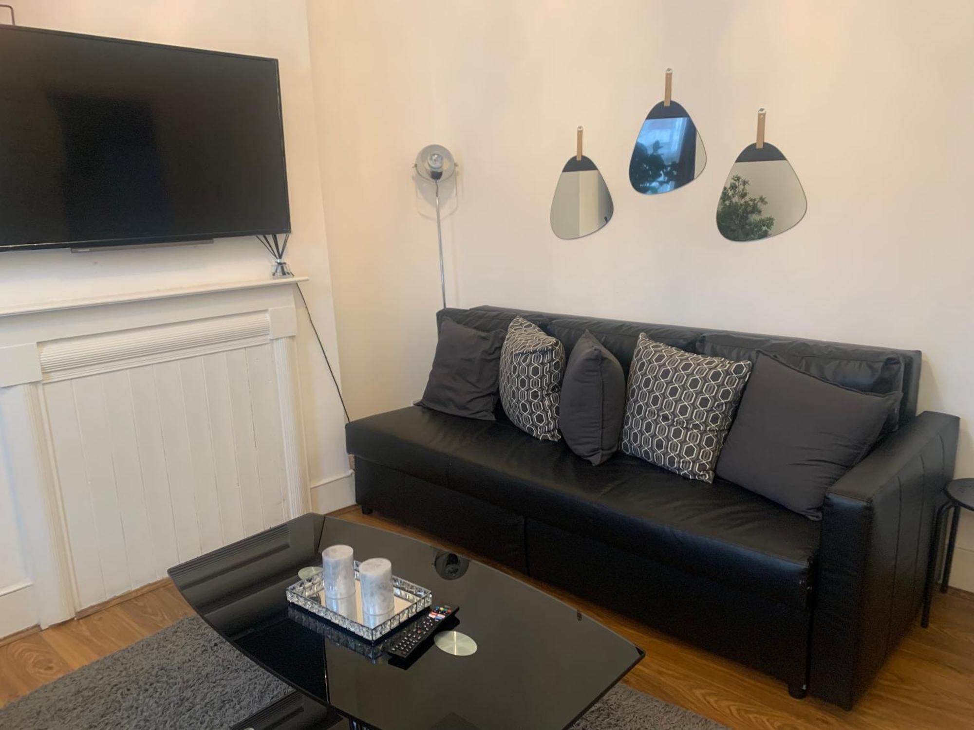L A Place Croydon, London Villa Norwood Dış mekan fotoğraf