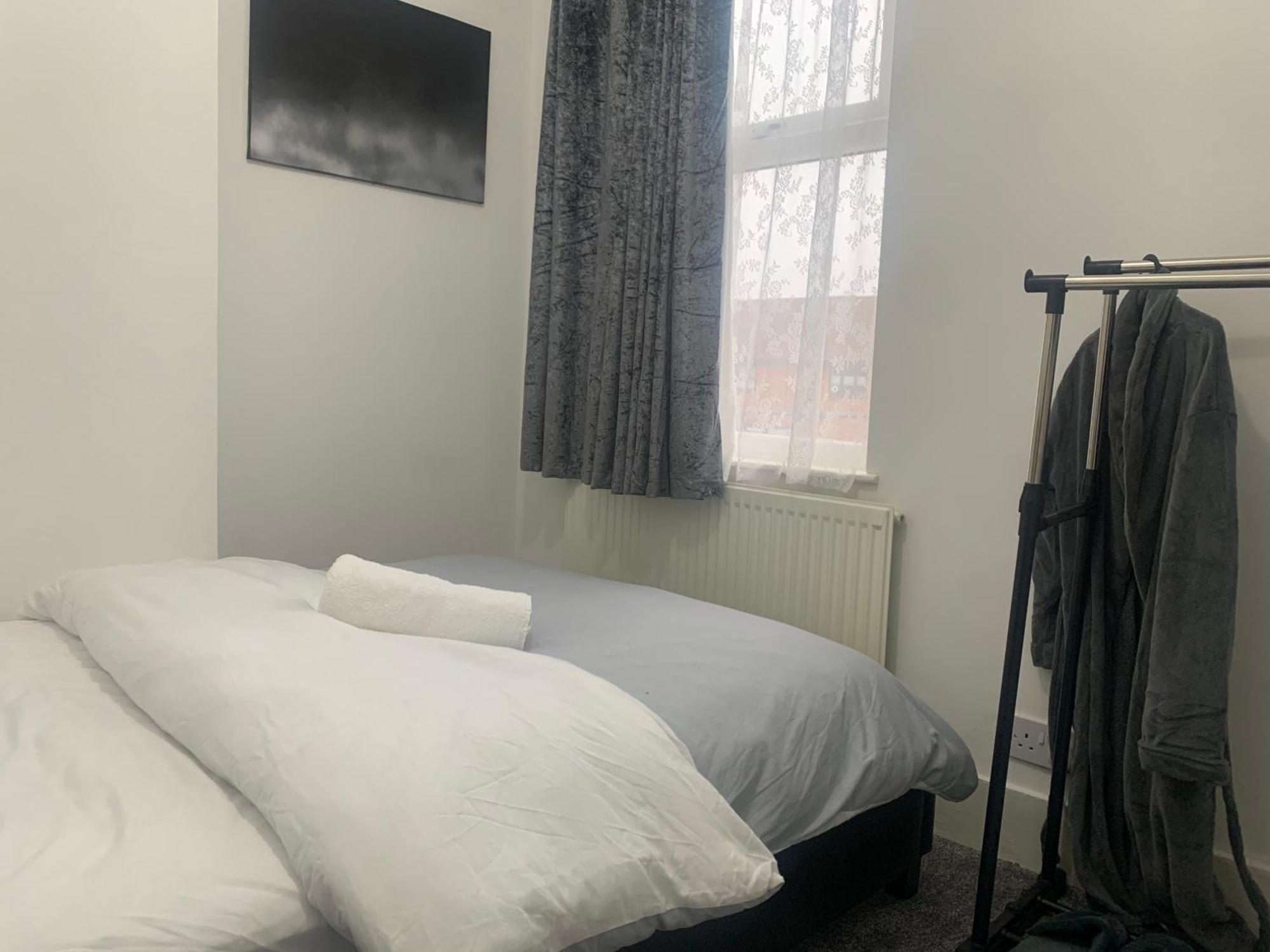 L A Place Croydon, London Villa Norwood Dış mekan fotoğraf