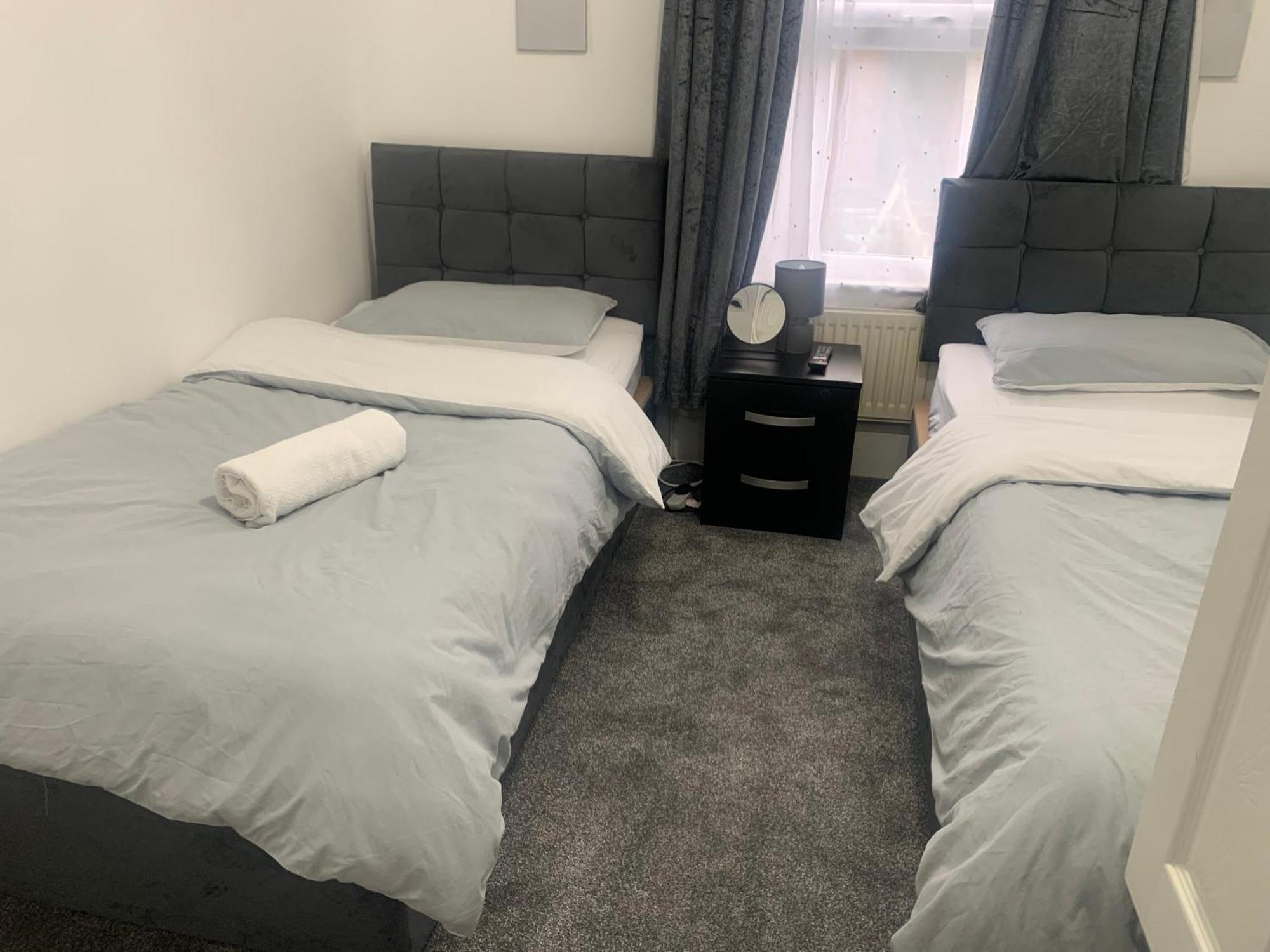 L A Place Croydon, London Villa Norwood Dış mekan fotoğraf